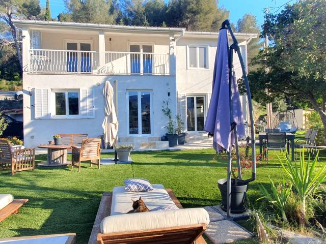 Maison 5 pièces 140 m²