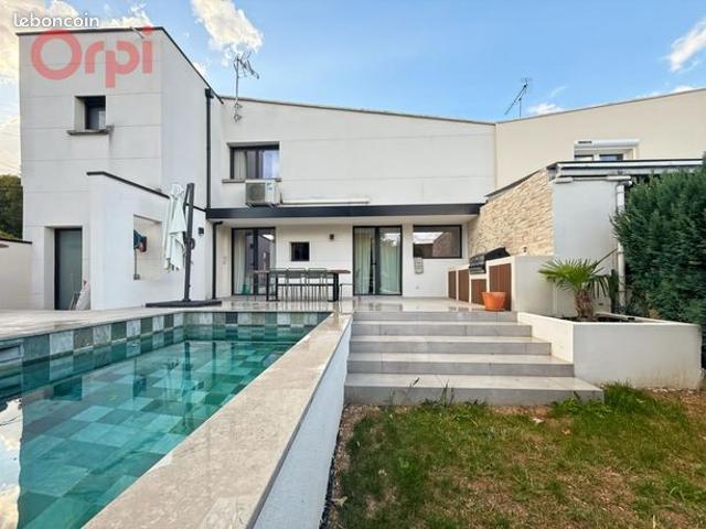 Maison 5 pièces 135 m²