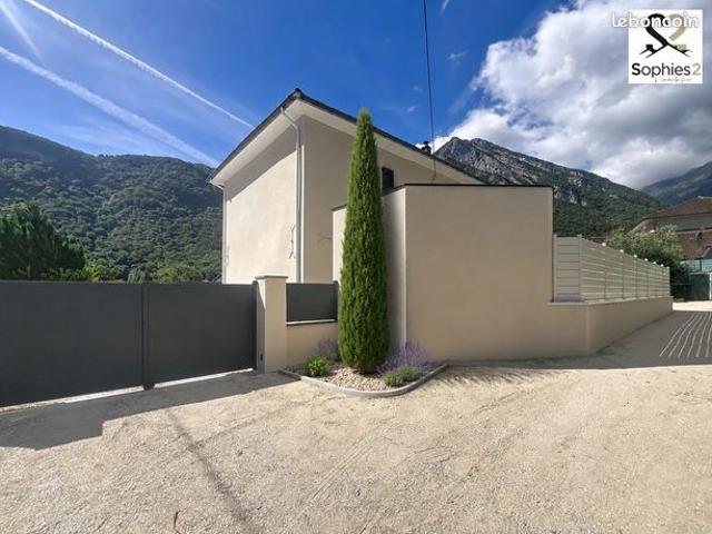 Maison 5 pièces 135 m²