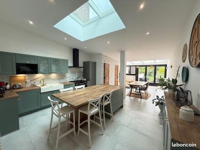 Maison 5 pièces 135 m²