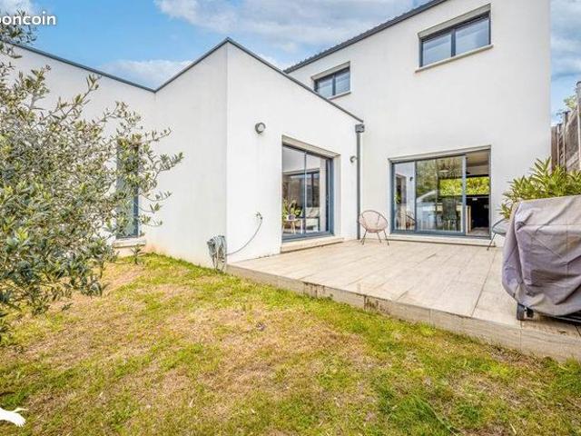Maison 5 pièces 135 m²