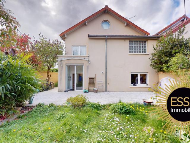 Maison 5 pièces 135 m²