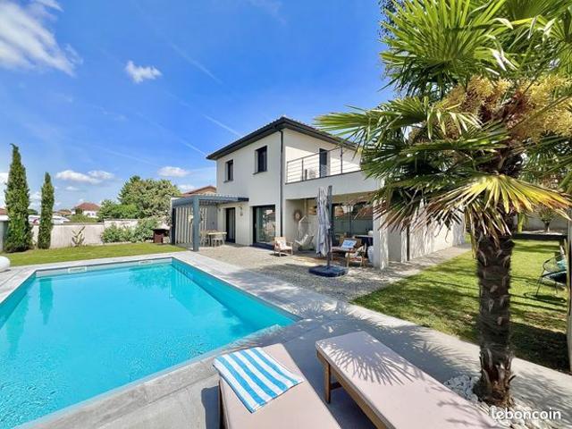 Maison 5 pièces 135 m²