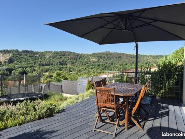 Maison 5 pièces 135 m²