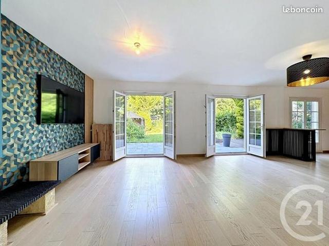Maison 5 pièces 135 m²