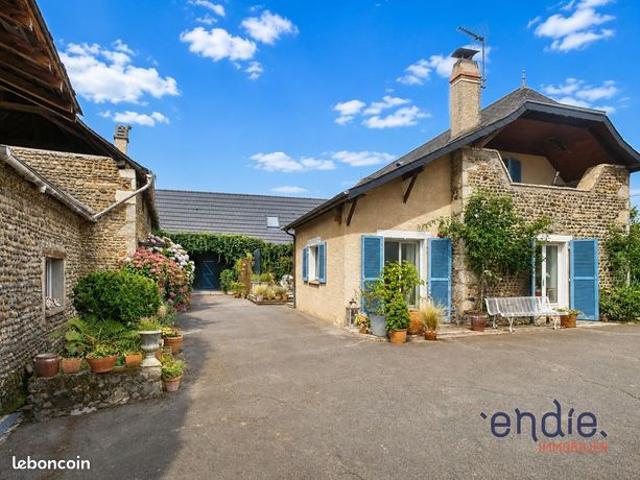 Maison 5 pièces 135 m²