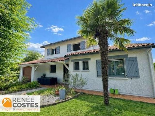 Maison 5 pièces 135 m²