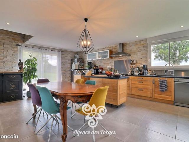 Maison 5 pièces 135 m²