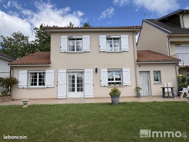 Maison 5 pièces 135 m²