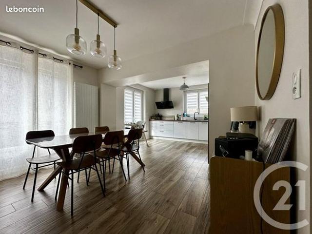 Maison 5 pièces 135 m²