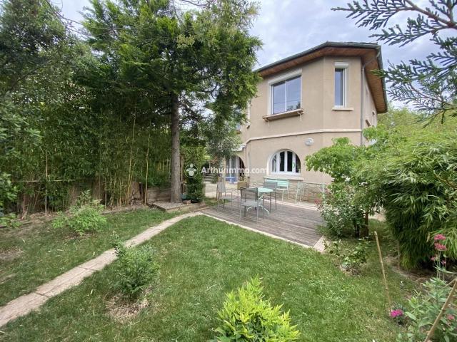 Maison 5 pièces 135 m²