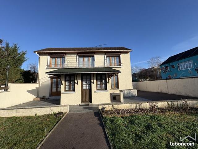Maison 5 pièces 135 m²