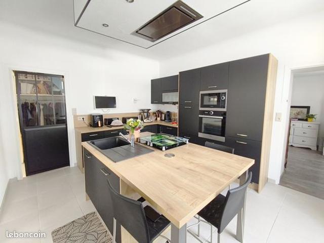 Maison 5 pièces 135 m²