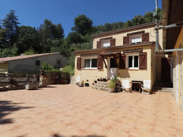 Maison 5 pièces 135 m²
