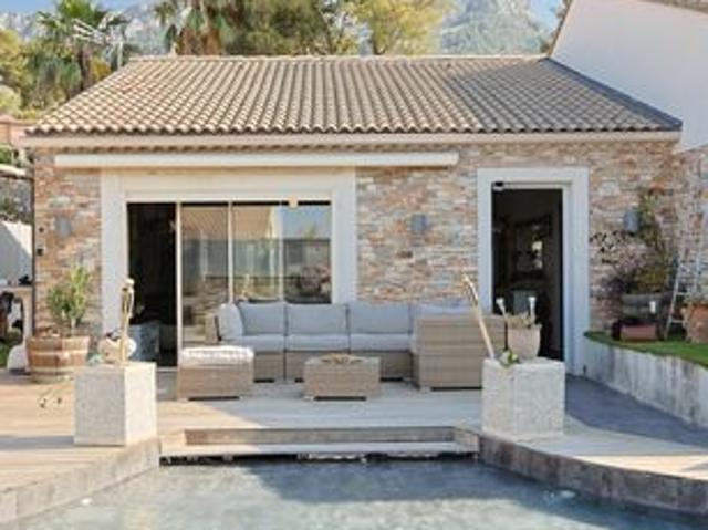 Maison 5 pièces 135 m²