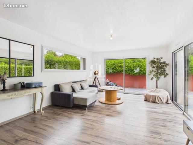 Maison 5 pièces 135 m²