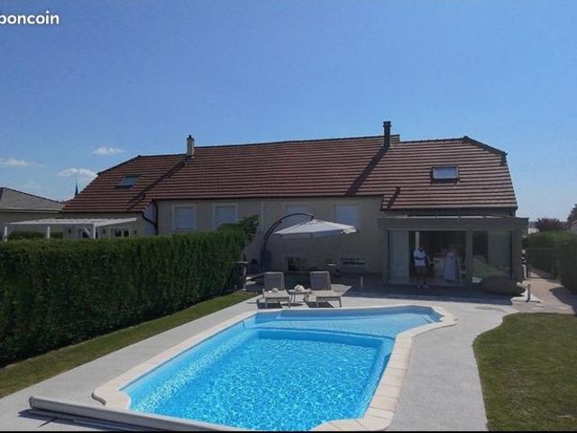 Maison 5 pièces 135 m²