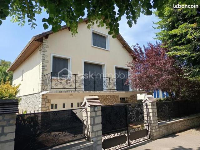 Maison 5 pièces 135 m²