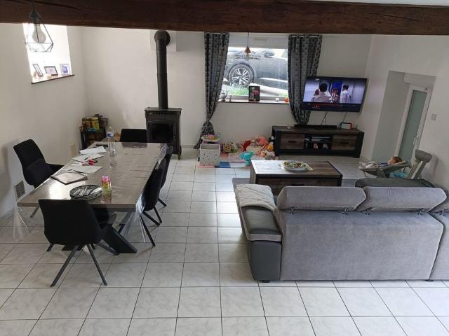 Maison 5 pièces, 135 m² à louer à Vrigny 51390