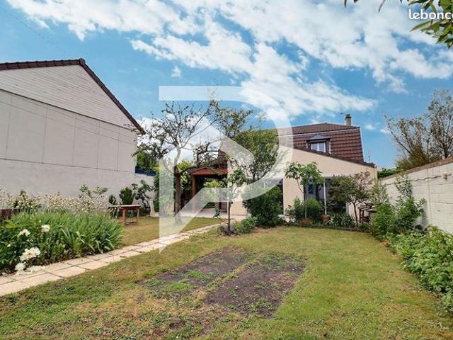 Maison 5 pièces 136 m²