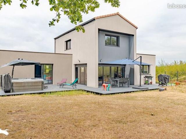 Maison 5 pièces 136 m²