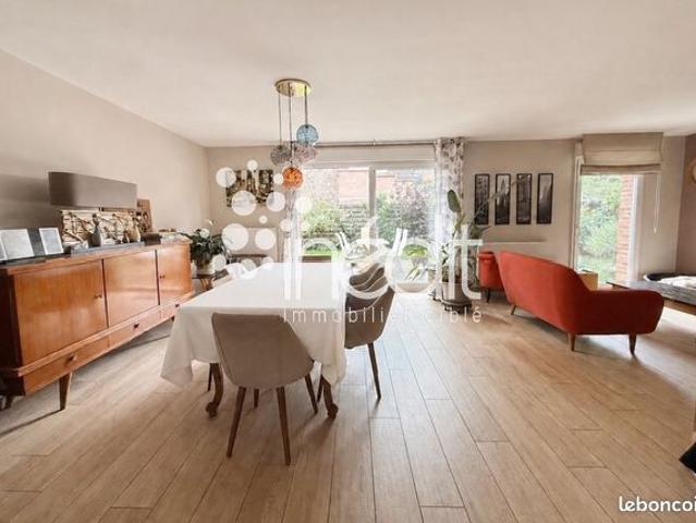Maison 5 pièces 136 m²