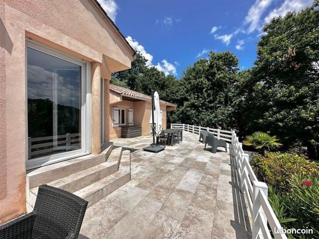 Maison 5 pièces 136 m²