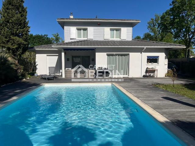Maison 5 pièces 136 m²