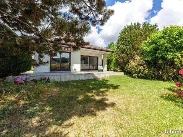 Maison 5 pièces 136 m²