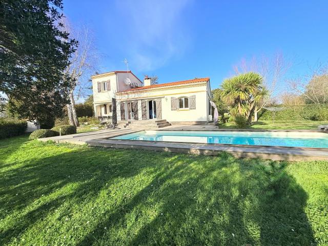 Maison 5 pièces 136 m²