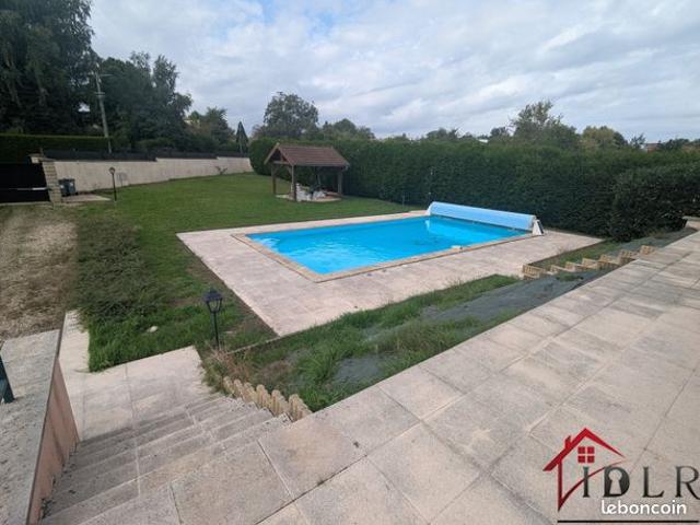 Maison 5 pièces 136 m²