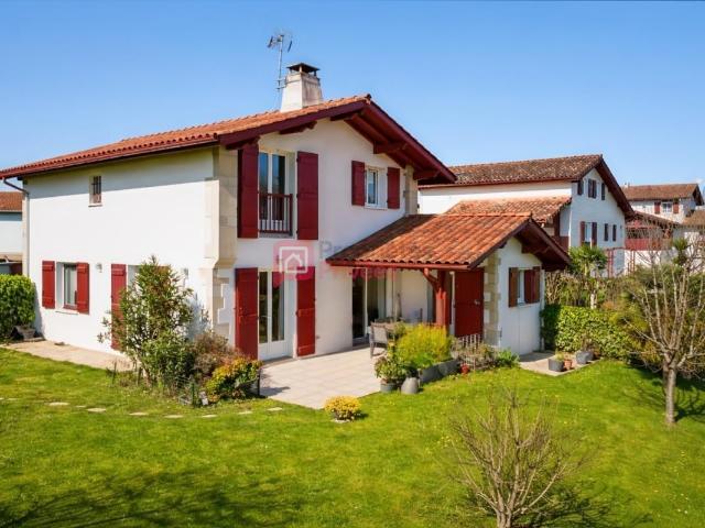 Maison 5 pièces 136 m²