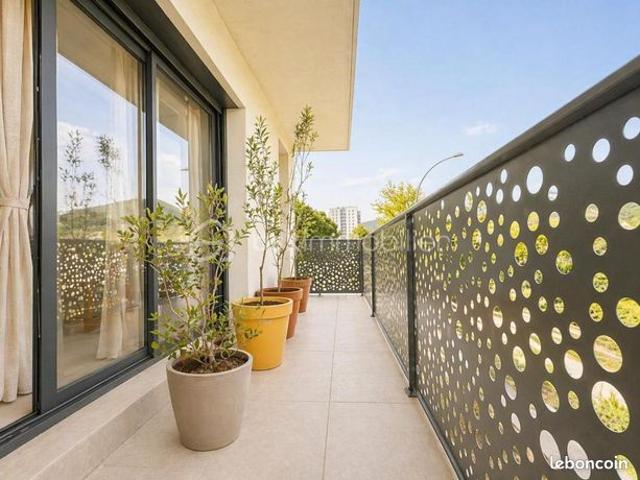 Maison 5 pièces 136 m²