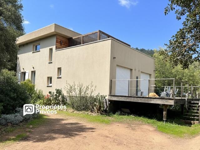 Maison 5 pièces 136 m²