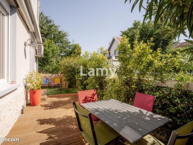 Maison 5 pièces 136 m²
