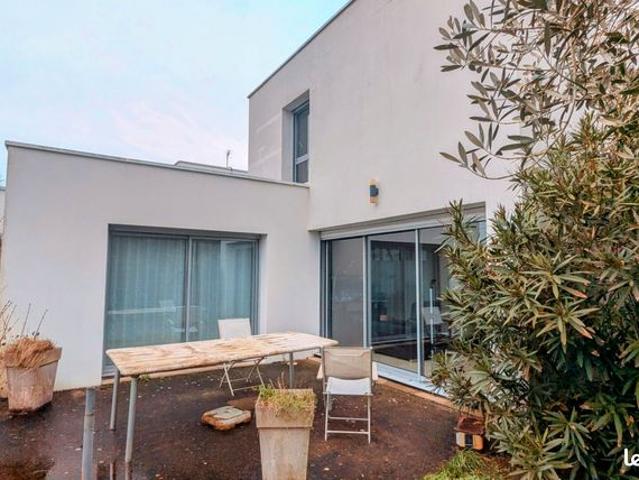 Maison 5 pièces 136 m²