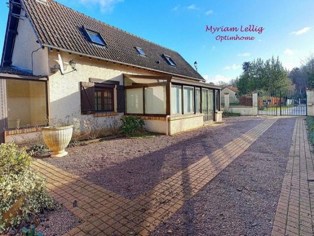 Maison 5 pièces 136 m²