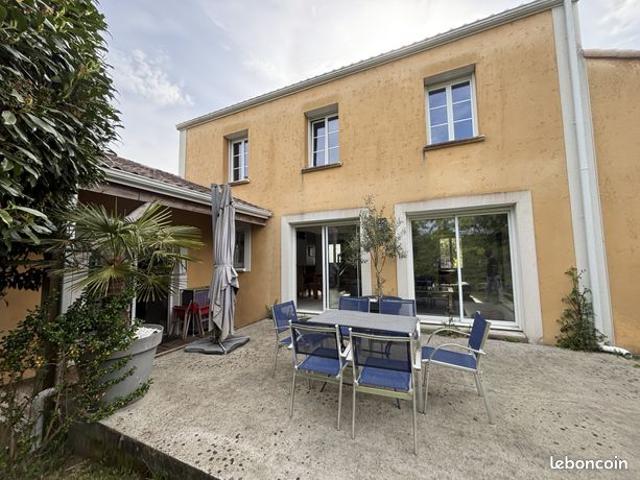 Maison 5 pièces 136 m²