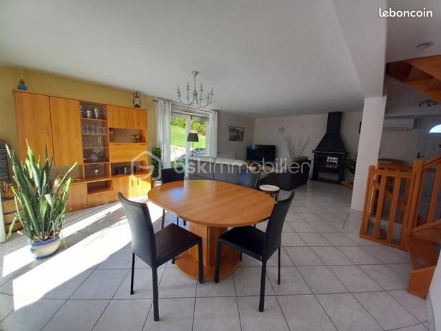 Maison 5 pièces 136 m²