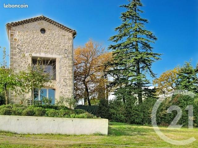 Maison 5 pièces 136 m²