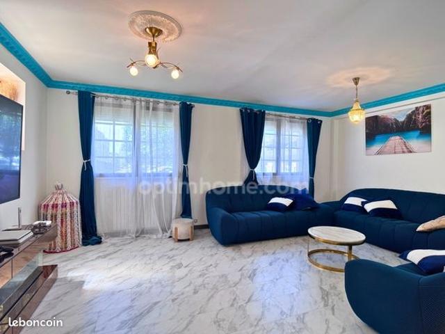 Maison 5 pièces 136 m²