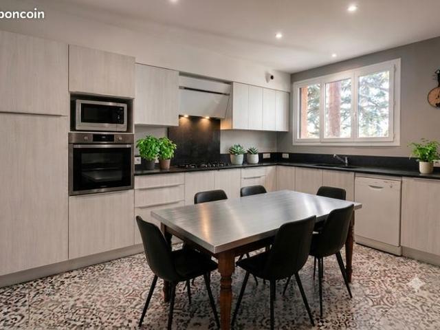 Maison 5 pièces 136 m²