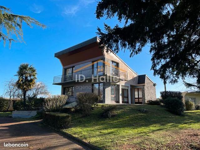 Maison 5 pièces 136 m²