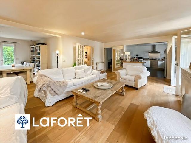 Maison 5 pièces 136 m²