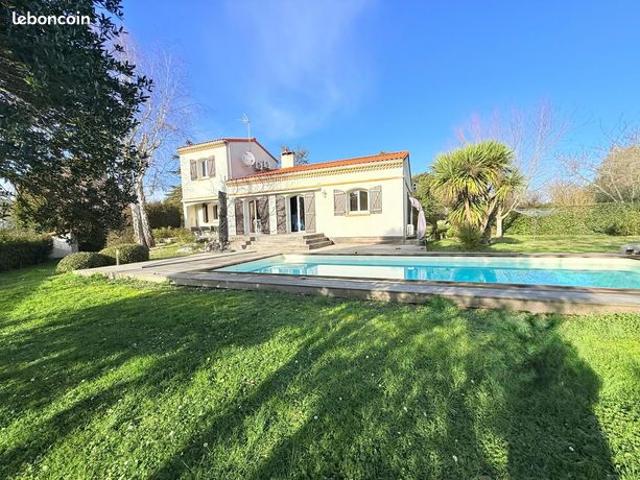 Maison 5 pièces 136 m²