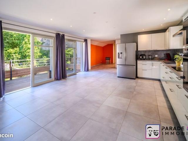 Maison 5 pièces 136 m²