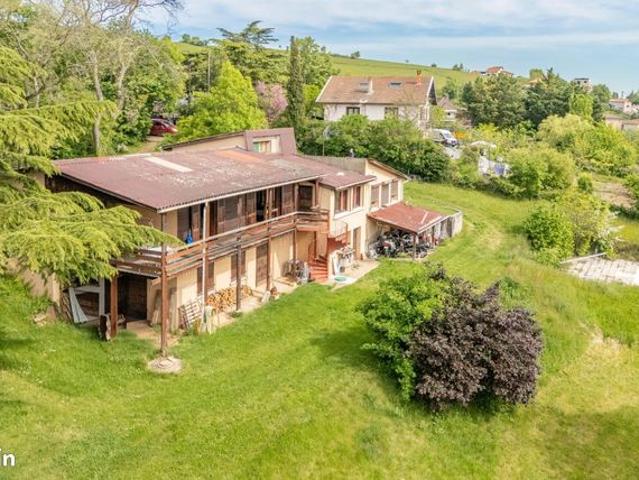 Maison 5 pièces 140 m²