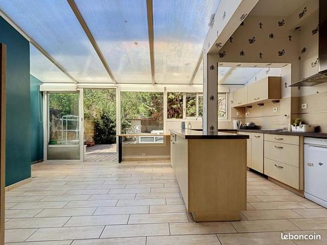 Maison 5 pièces 136 m²