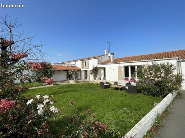 Maison 5 pièces 136 m²
