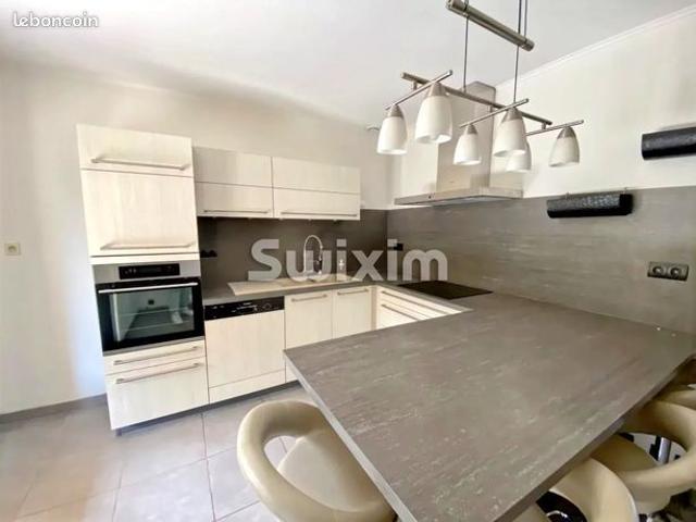 Maison 5 pièces 136 m²